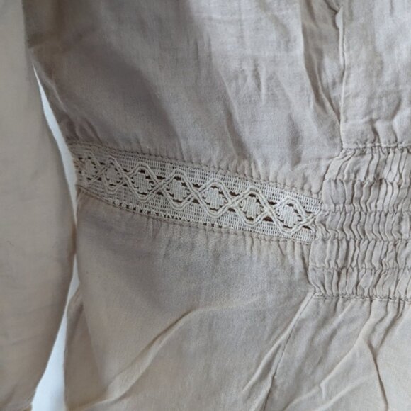 K&G Womens Embroidered Beige Cotton Blouse Size Medium Floral - Picture 5 of 5